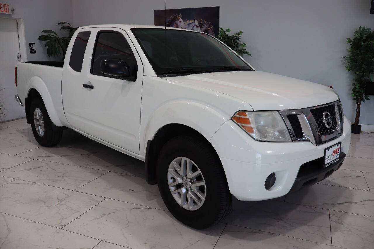 Used 2019 Nissan Frontier SV RWD image 2