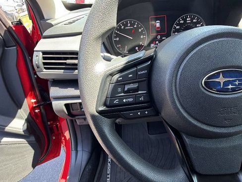 Used 2025 Subaru Crosstrek 2.5i Premium AWD/4WD image 27