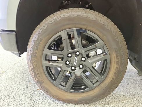 Used 2025 Chevrolet Silverado 1500 LT Trail Boss image 30