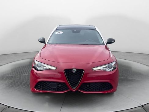 Used 2019 Alfa Romeo Giulia Ti Sport w/ Quick Order Package 22U Sport image 8