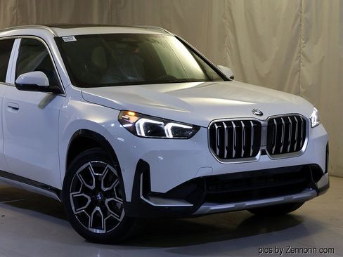 New 2026 BMW X1 xDrive28i w/ Technology Package AWD/4WD image 2