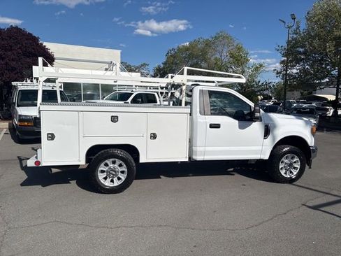 Used 2022 Ford F250 XL w/ STX Appearance Package AWD/4WD image 9