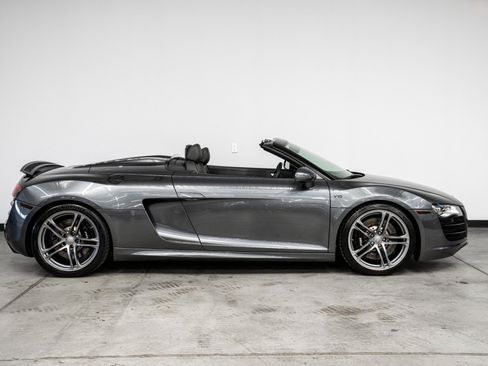 Used 2012 Audi R8 V10 AWD/4WD image 45