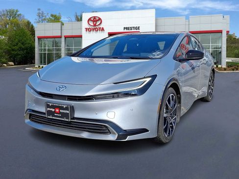 New 2026 Toyota Prius Plug-In Hybrid image 1