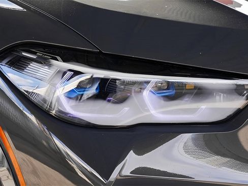 Used 2022 BMW X5 M Competition w/ Competition Package 2 image 20