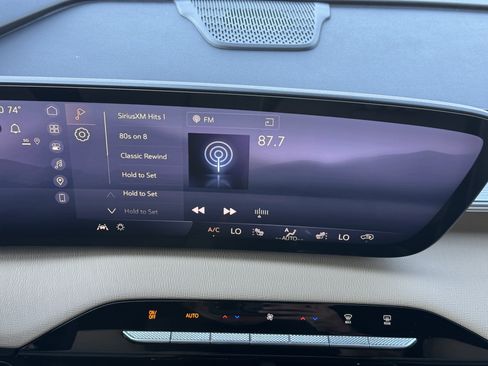 Used 2026 Buick Enclave Preferred w/ Power Package FWD image 35