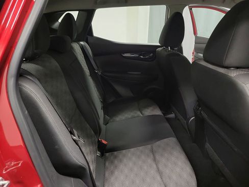 Used 2019 Nissan Rogue Sport SV w/ Technology Package AWD/4WD image 22