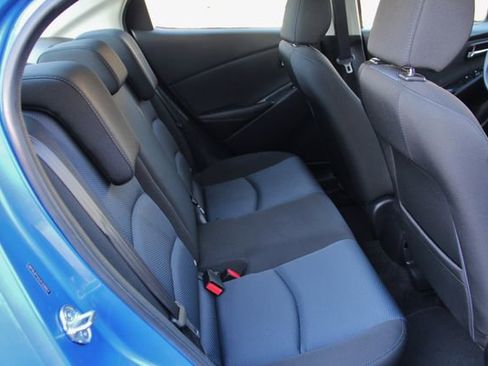 Used 2018 Toyota Yaris iA image 31