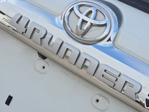 Used 2019 Toyota 4Runner Limited image 10
