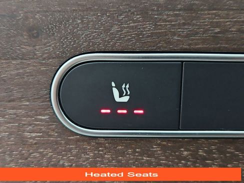 Used 2022 Mercedes-Benz GLB 250 4MATIC image 19