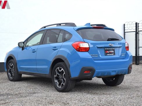 Used 2017 Subaru Crosstrek 2.0i Limited image 2