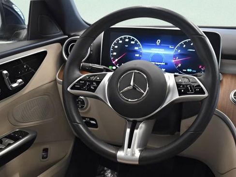 Used 2022 Mercedes-Benz C 300 4MATIC Sedan image 25
