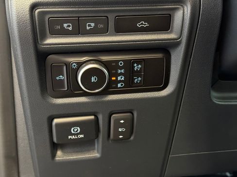 Used 2023 Ford F150 Raptor AWD/4WD image 4