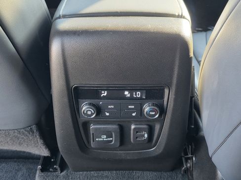 Used 2023 Buick Enclave Premium w/ Experience Buick Package image 23