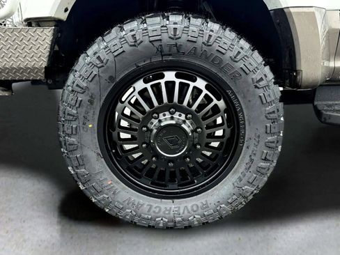 Used 2021 Ford F450 Lariat w/ Lariat Ultimate Package image 11