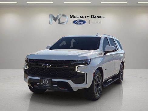 Used 2023 Chevrolet Tahoe Z71 w/ Z71 Off-Road Package AWD/4WD image 2