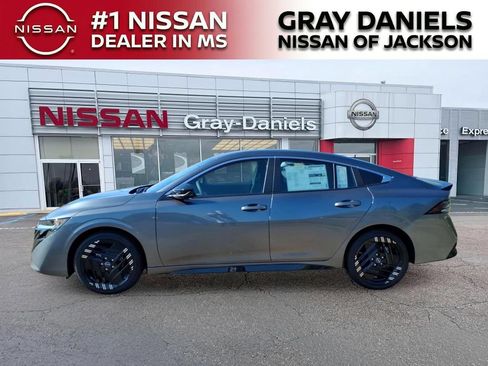 New 2026 Nissan Sentra SR w/ SR All Weather Package FWD image 4