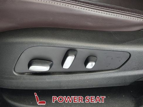 Used 2020 Cadillac XT6 Premium Luxury image 17