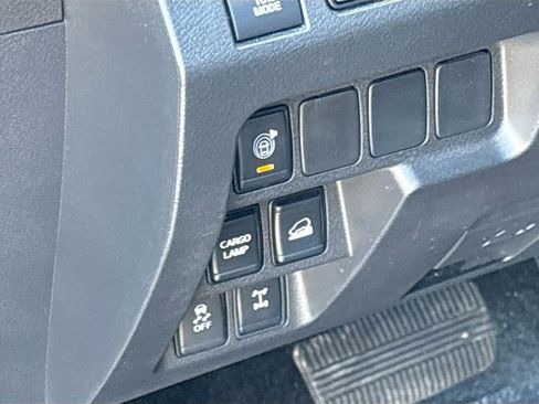 Used 2024 Nissan Frontier PRO-4X w/ Technology Package AWD/4WD image 10