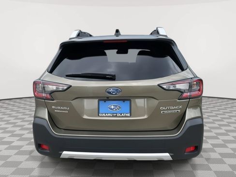 Used 2025 Subaru Outback Touring XT AWD/4WD image 13