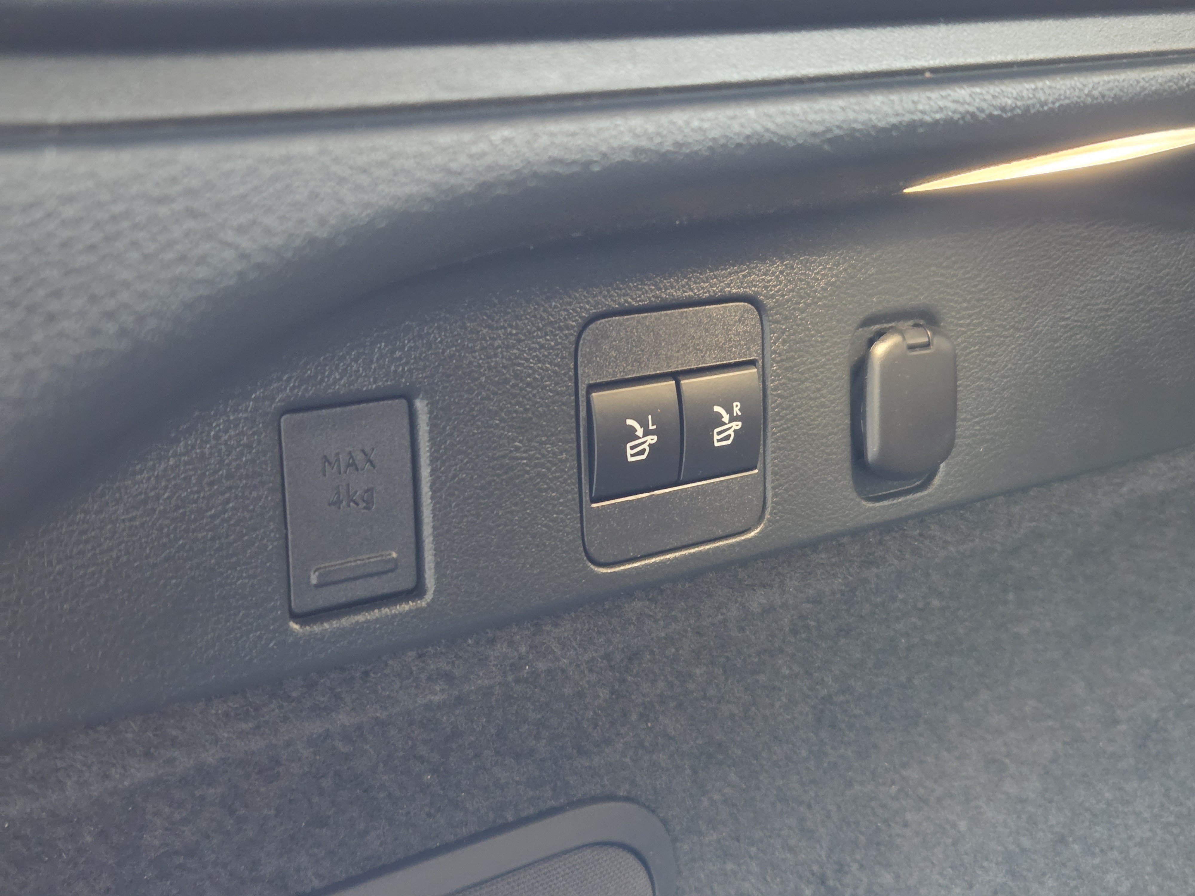Used 2023 Lexus RX 350 Premium w/ Cold Area Package FWD image 39
