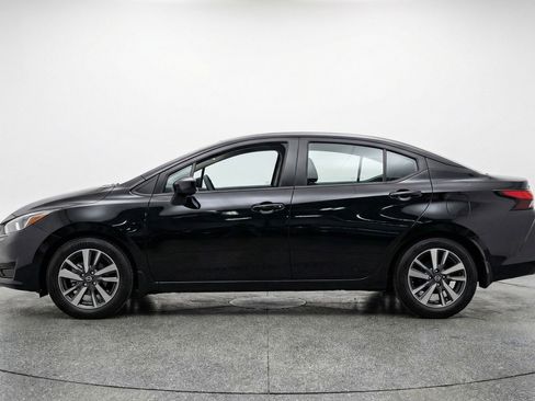 Used 2025 Nissan Versa SV FWD image 5