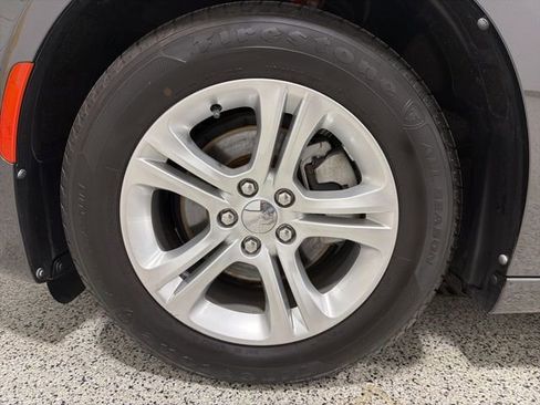 Used 2021 Dodge Charger SXT w/ Leather Interior Group image 28