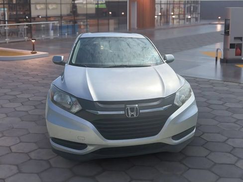 Used 2016 Honda HR-V LX image 17