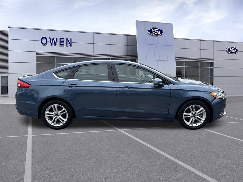 Used 2018 Ford Fusion SE FWD image 7