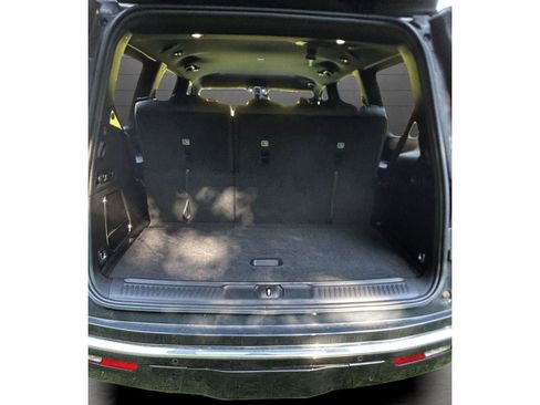 New 2024 Jeep Wagoneer 4WD w/ HD Trailer Tow Package image 14