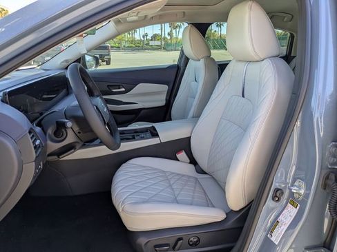 New 2026 Nissan Sentra SL w/ Floor Mat Package FWD image 6