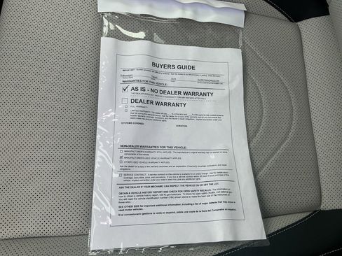 Used 2025 Volkswagen Tiguan SE image 36