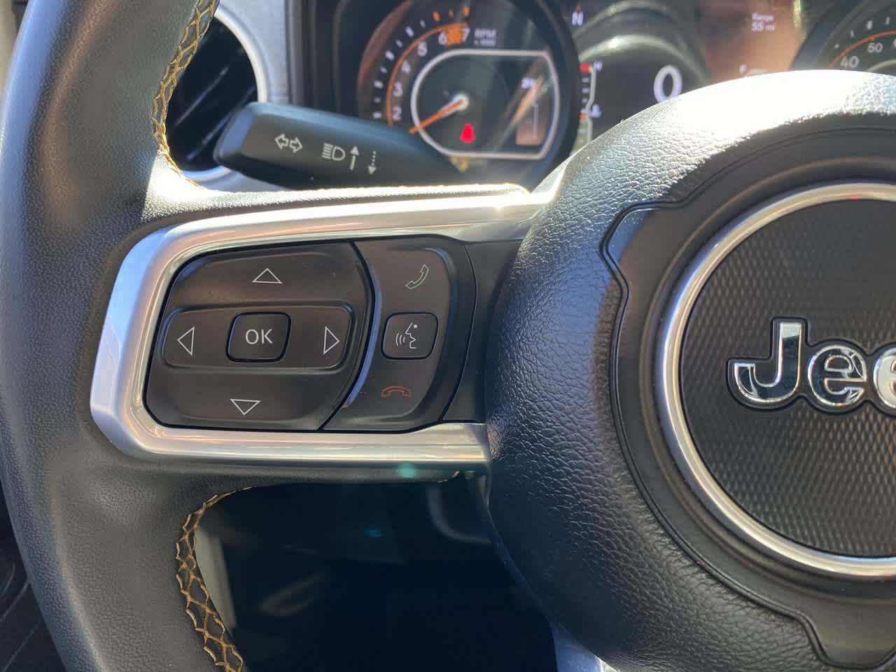 Used 2025 Jeep Wrangler Unlimited Sahara AWD/4WD image 20