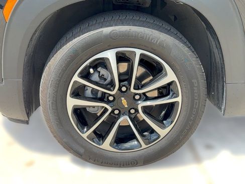 Certified 2024 Chevrolet TrailBlazer LT w/ Driver Confidence Package FWD image 13