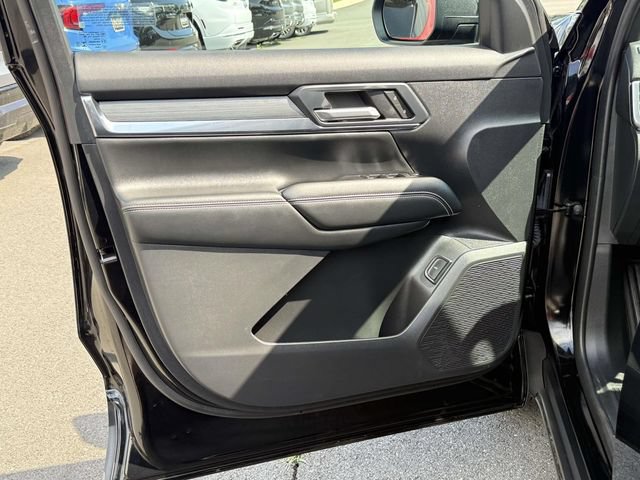 Used 2026 GMC Terrain Elevation w/ Elevation Premium Package AWD/4WD image 9