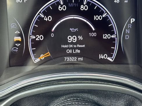 Used 2022 Jeep Grand Cherokee Limited image 18