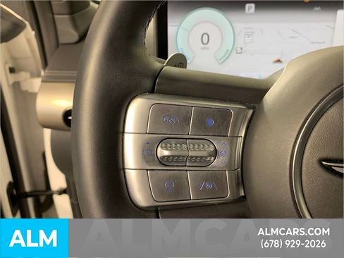 Used 2023 Genesis GV60 Advanced image 21