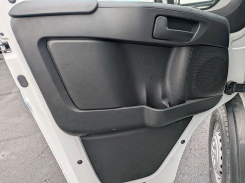 Used 2024 RAM ProMaster 2500 image 18