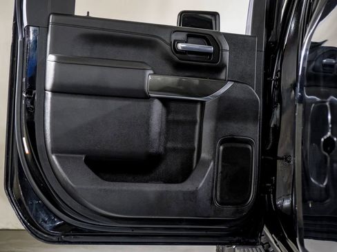 Used 2020 GMC Sierra 3500 AT4 w/ AT4 Premium Package image 39