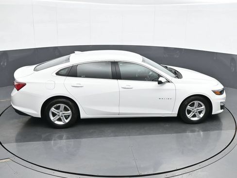 Used 2022 Chevrolet Malibu LT FWD image 23