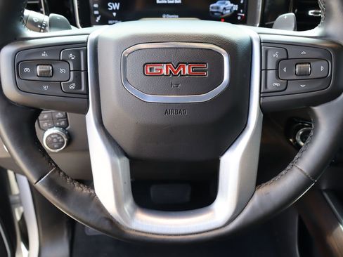 Used 2024 GMC Sierra 1500 SLT AWD/4WD image 14