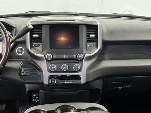 Used 2022 RAM 2500 Big Horn w/ Cold Weather Group image 20