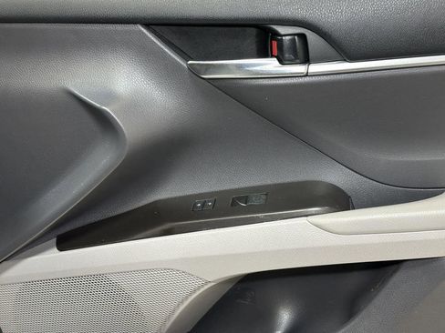 Used 2022 Toyota Camry LE image 37