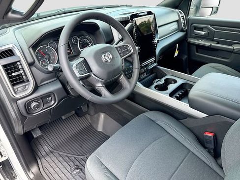 New 2026 RAM 2500 Big Horn AWD/4WD image 6