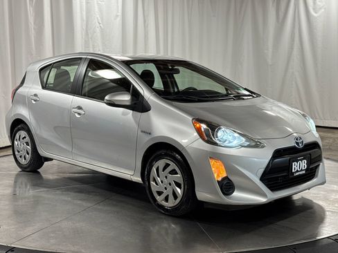 Used 2015 Toyota Prius C Three FWD image 7