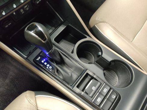 Used 2020 Hyundai Tucson Limited w/ Cargo Package image 26