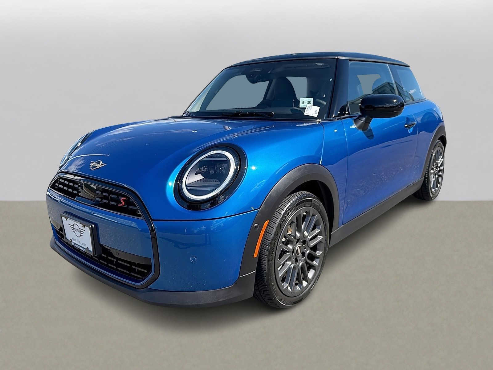 Used 2025 MINI Cooper S FWD image 1