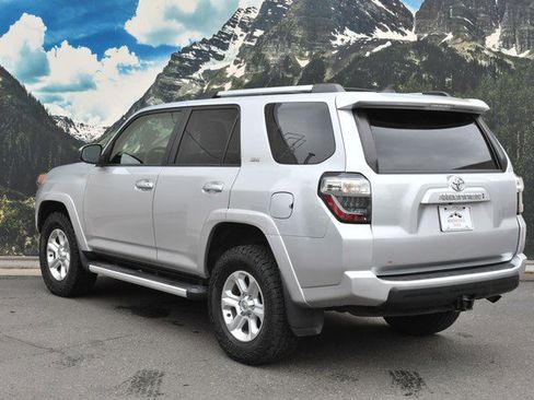 Certified 2023 Toyota 4Runner SR5 AWD/4WD image 9