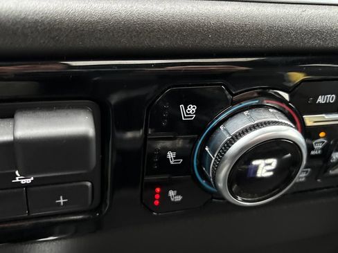 Certified 2024 GMC Sierra 2500 SLT w/ SLT Premium Package image 20