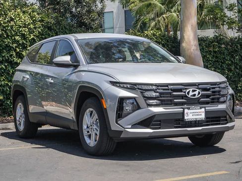 New 2026 Hyundai Tucson SE FWD image 3